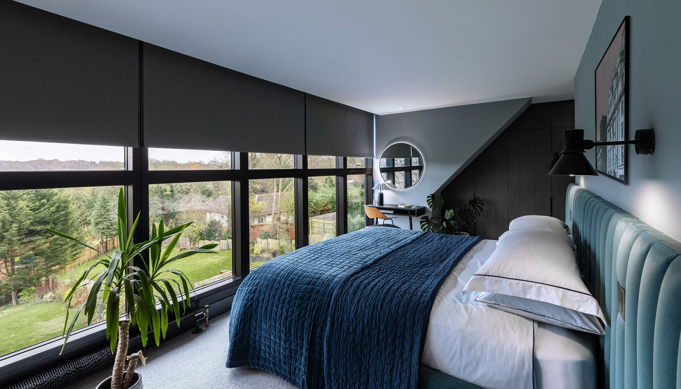 Bedroom RA3  UK