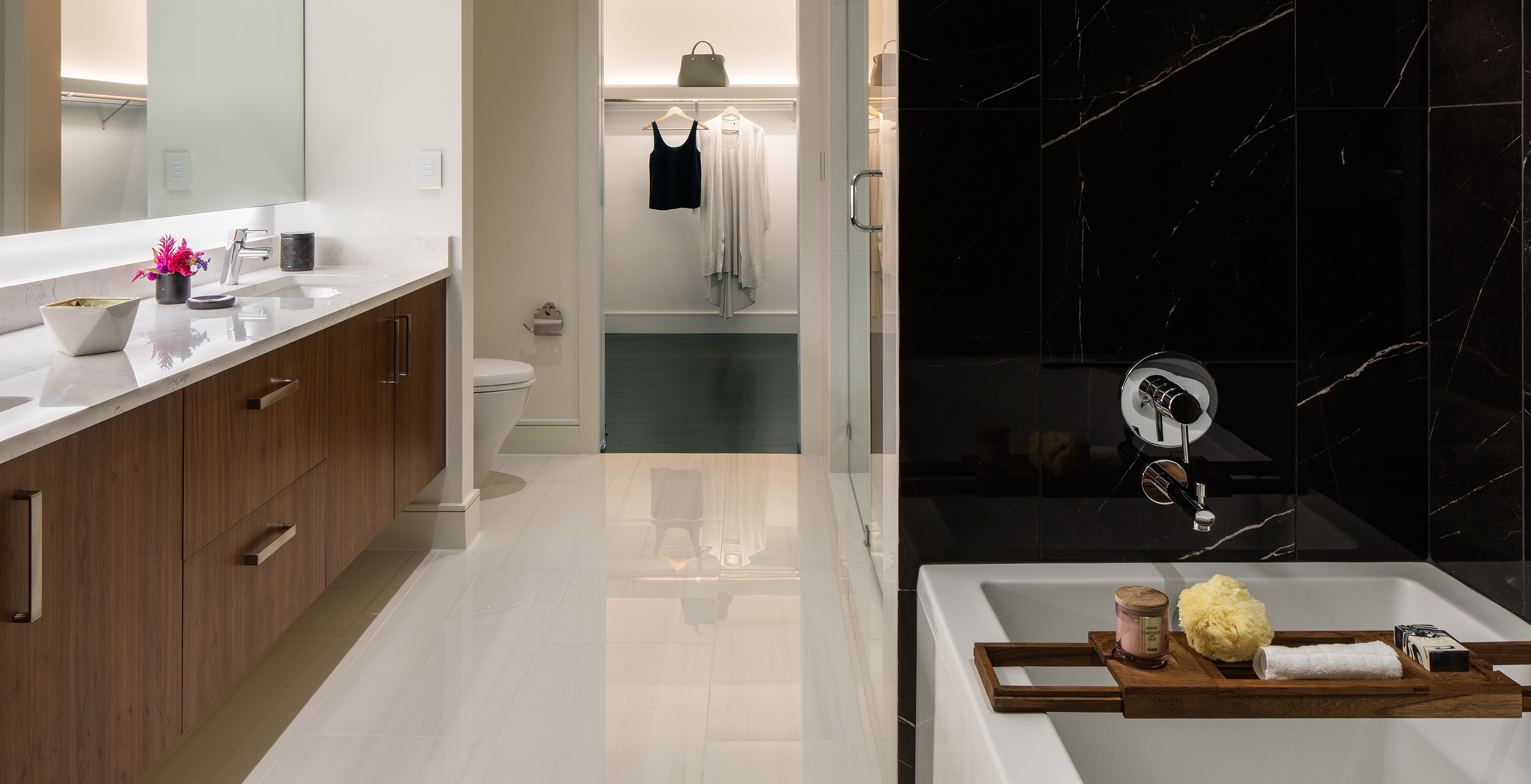 bathroom dt hideaway