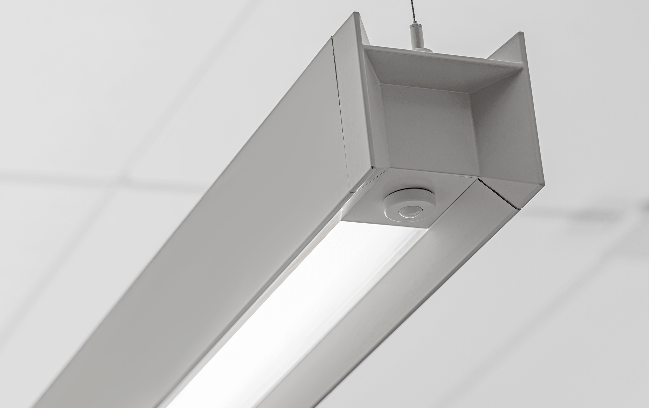 lutron BlackRock Inline