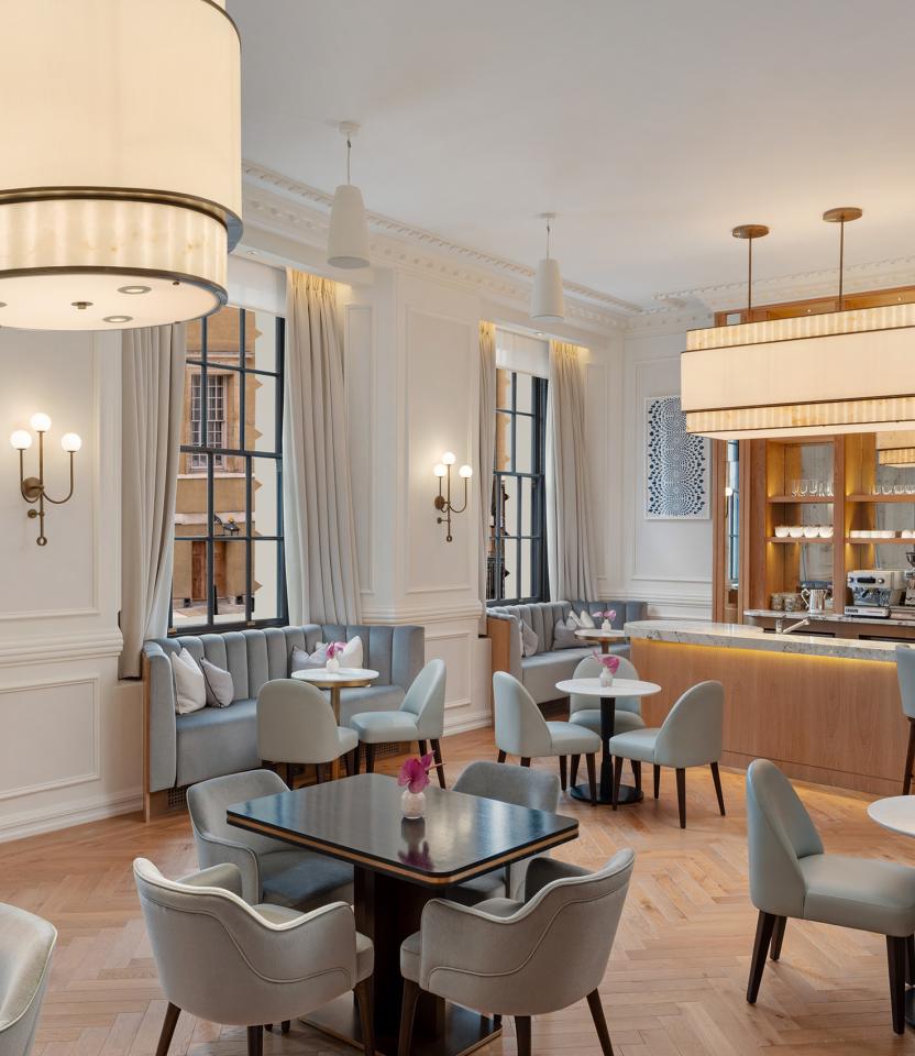 A London hospitality dining & social space with Lutron drapery & Quantum. Photography John Athimaritis