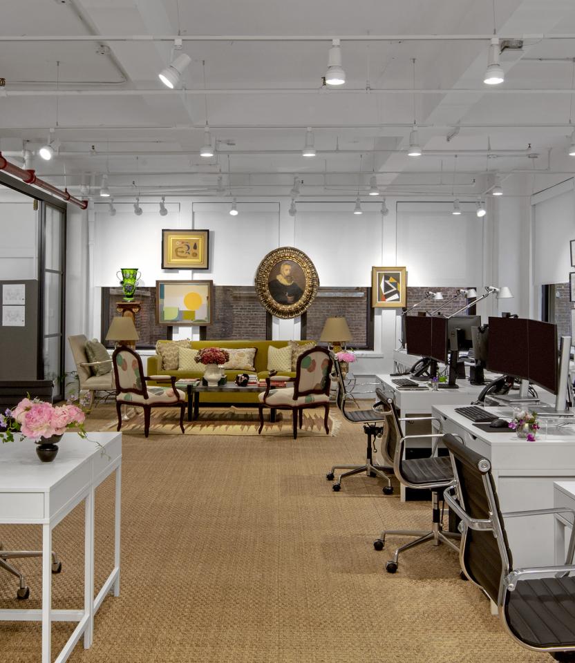 A New York City commercial open office with Ketra Rollers Shades, Sivoia. 