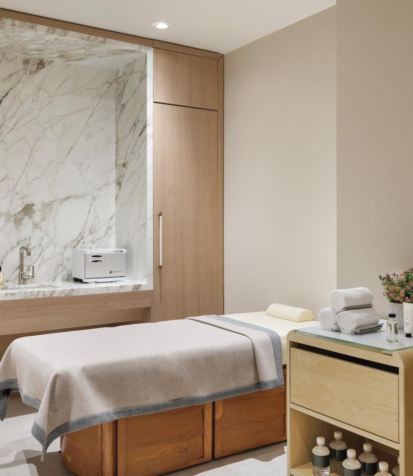 A New York City hospitality gym & spa with Lutron Athena