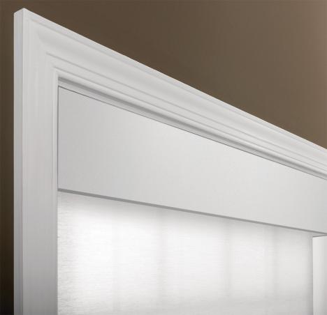 Sivoia QS Roller with metal fascia.