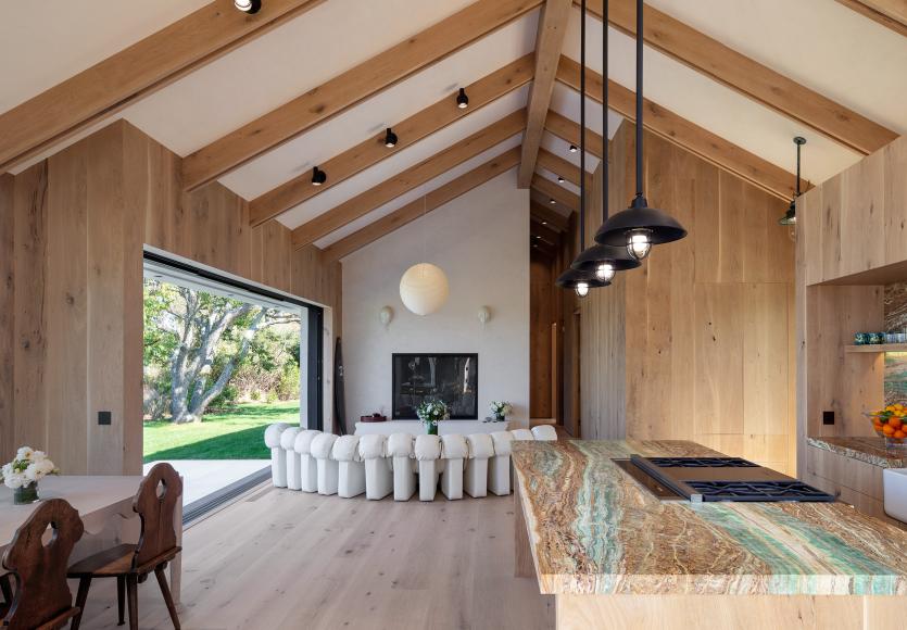 great-room-east-hampton-daytime-7014.jpg