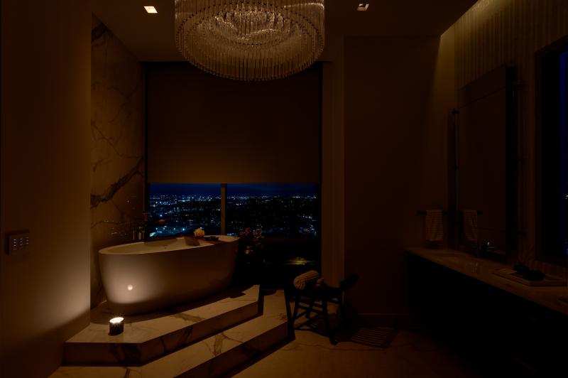 scene-selector-candle-light-masterbathroom-seaholmph-cc-midautumn.jpg