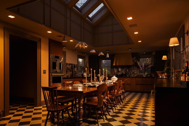 Kitchen with Ketra lighting