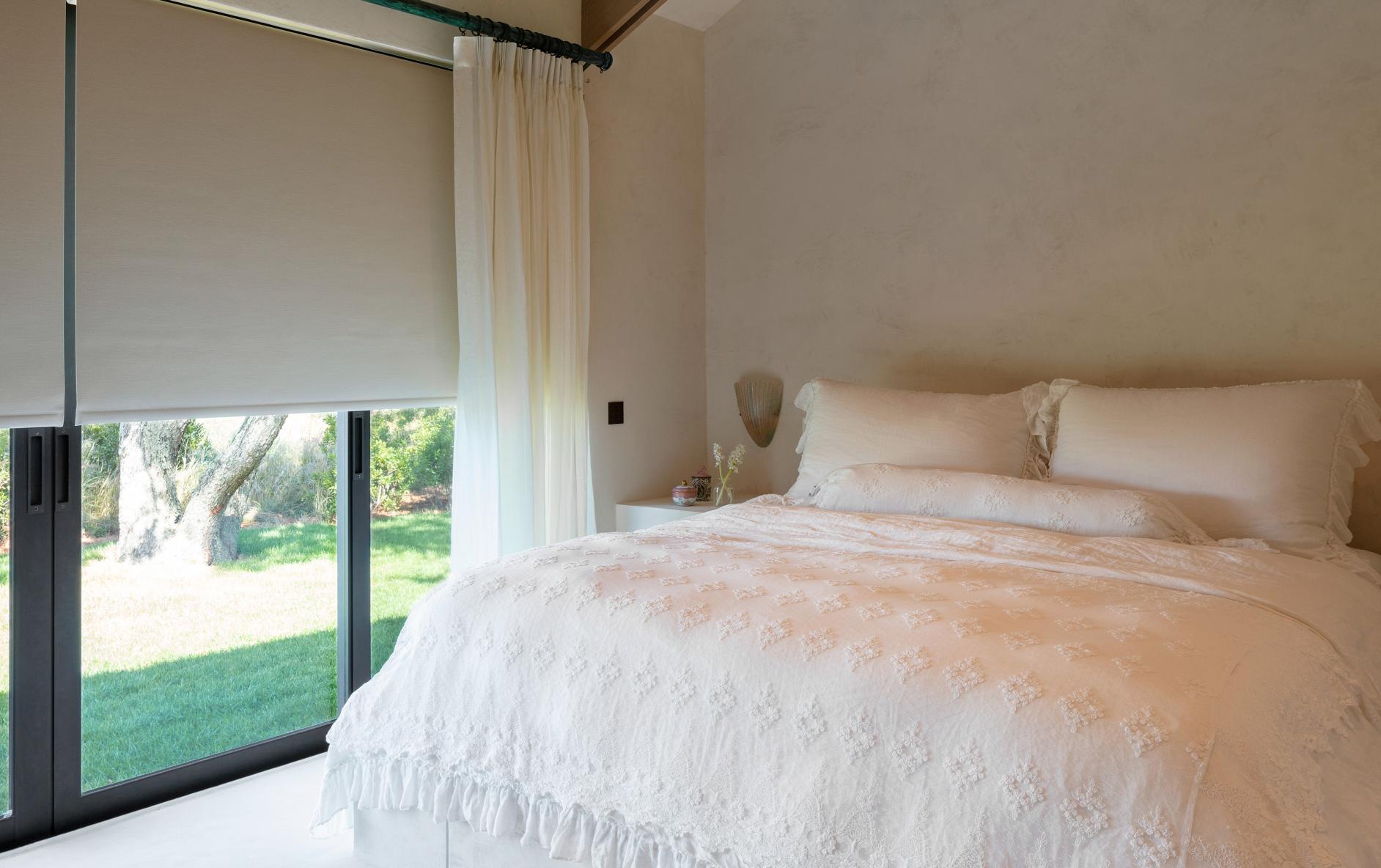 bedroom-east-hampton-shades-preset-7076