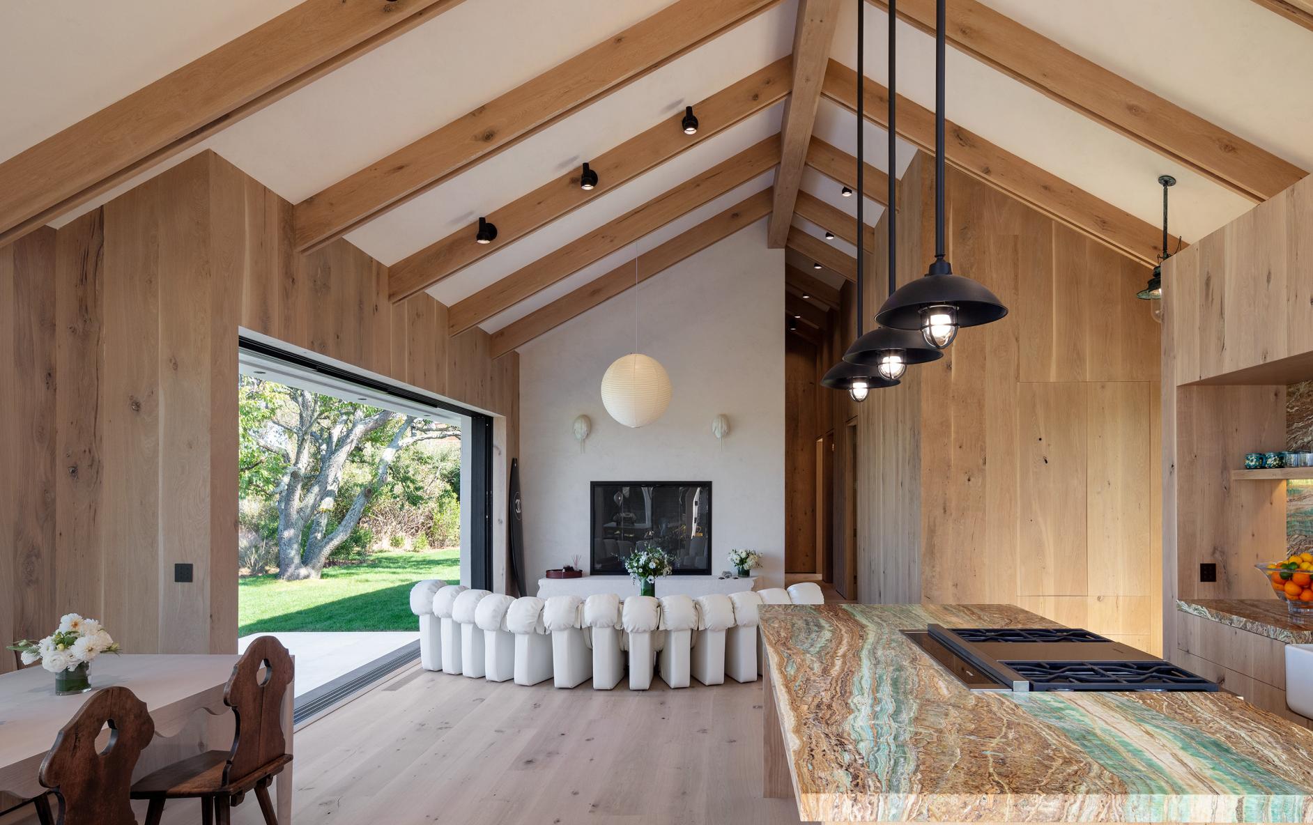 great room east hampton daytime