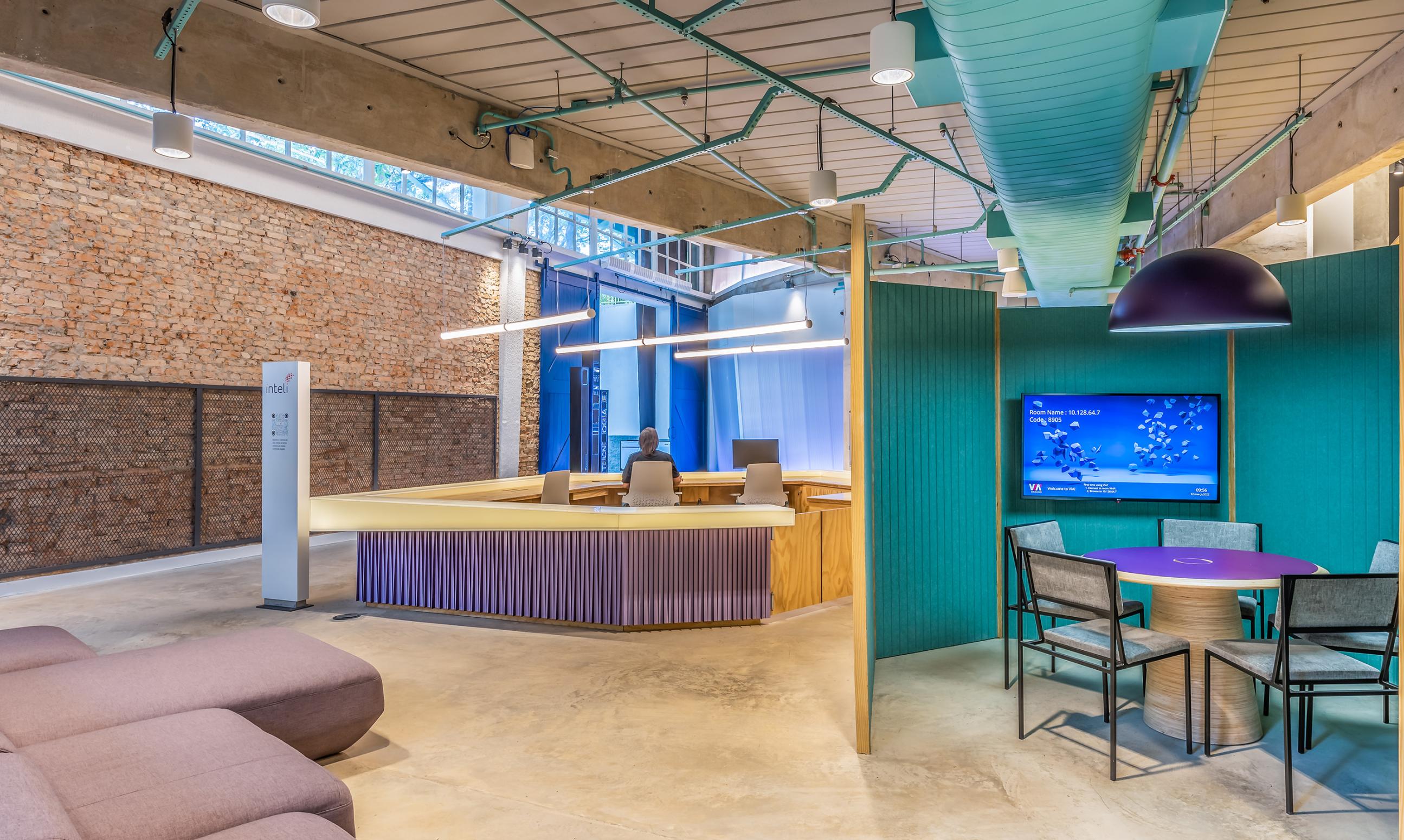 lobby-inteli-d750868-edit.jpg