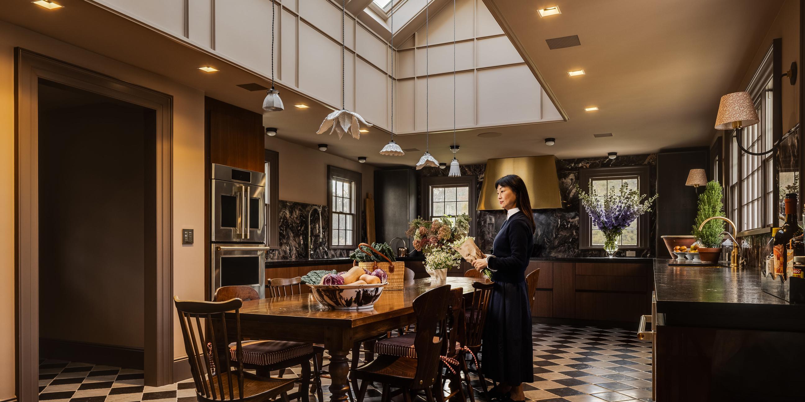 Kitchen with Ketra lighting